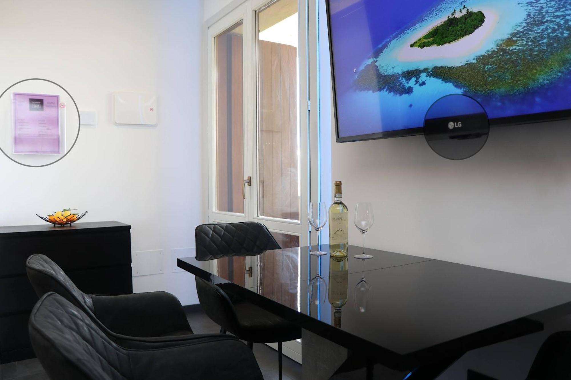 Luxury Pure! Bazzoni 2-Room Suite, Fully Equipped Olbia Kültér fotó