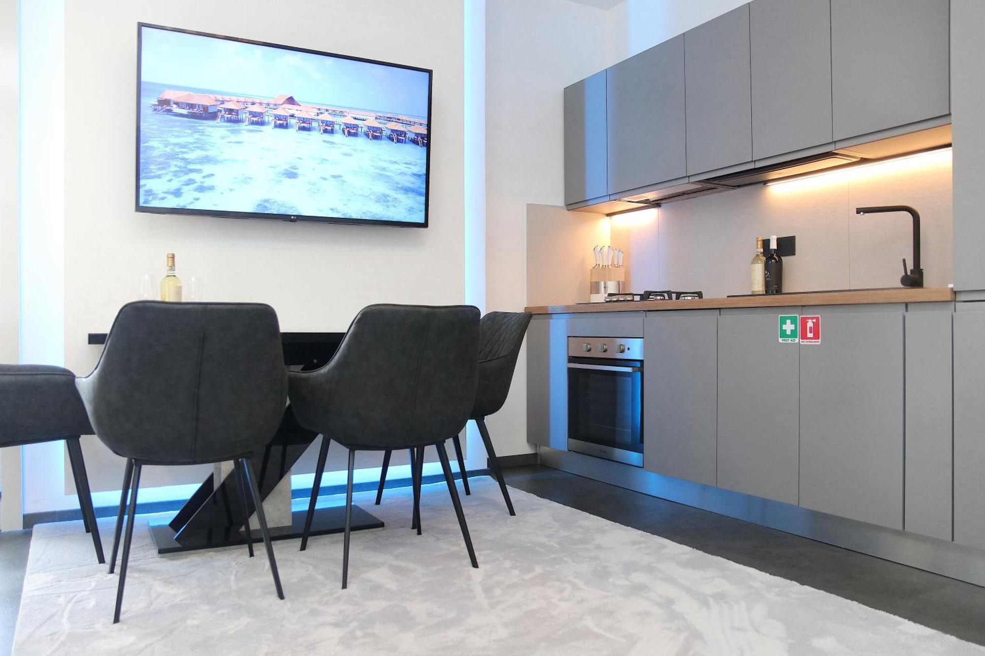 Luxury Pure! Bazzoni 2-Room Suite, Fully Equipped Olbia Kültér fotó